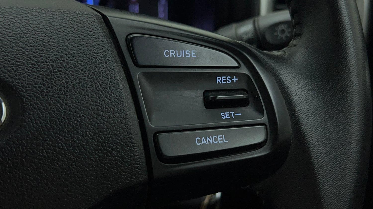 Used 2019 hyundai Venue SX 1.0 Turbo Petrol Petrol Manual top_features Cruise control