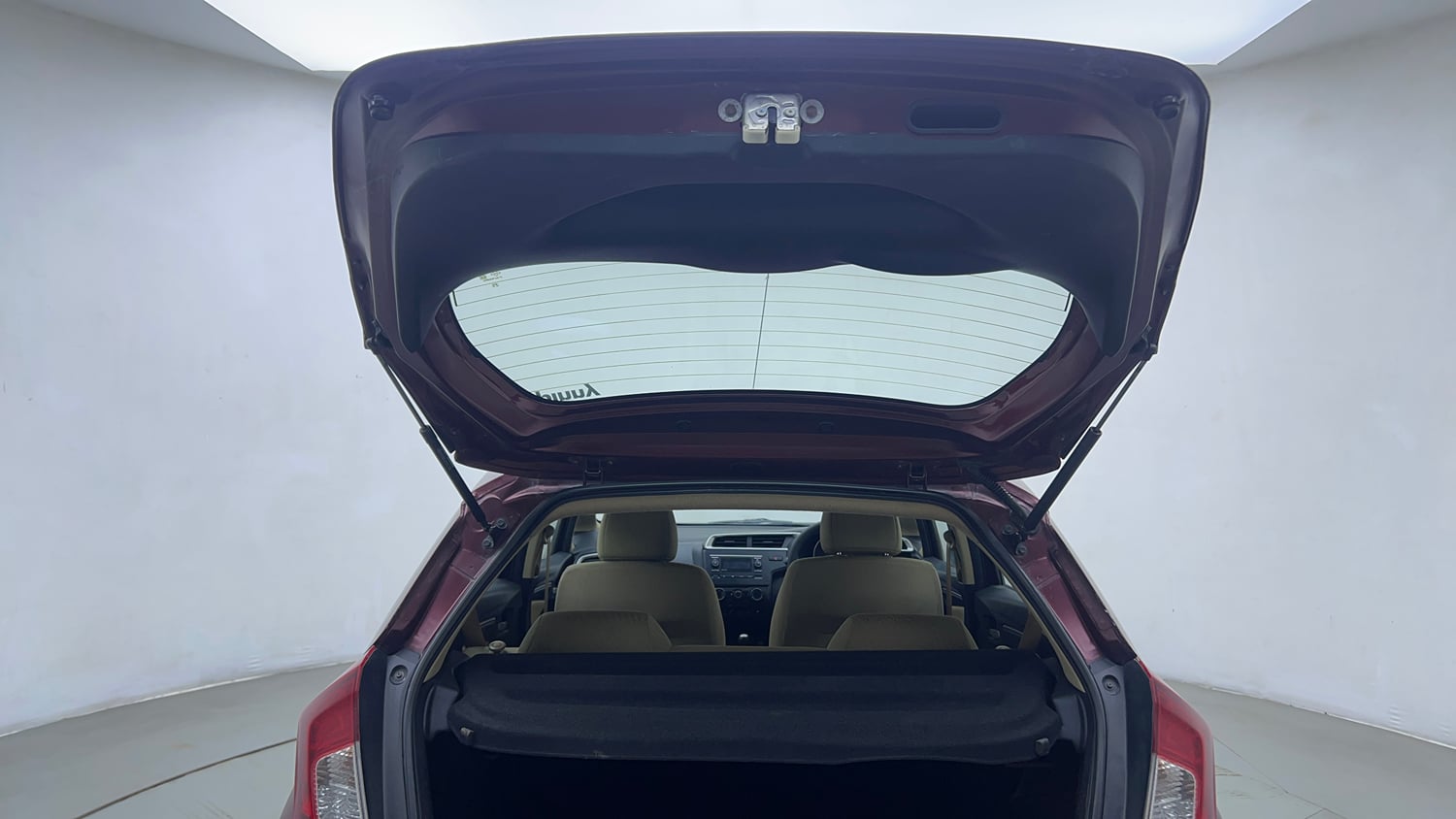 Used 2016 Honda Jazz SV Petrol Petrol Manual interior DICKY DOOR OPEN VIEW