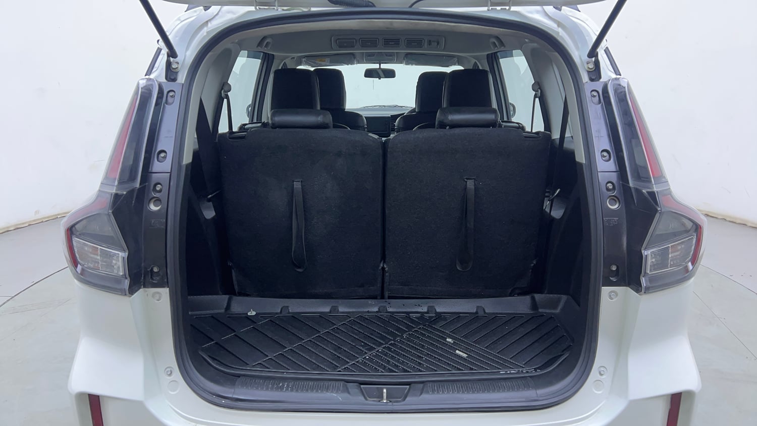 Used 2024 Maruti Suzuki XL6 Zeta MT Petrol Petrol Manual interior DICKY INSIDE VIEW