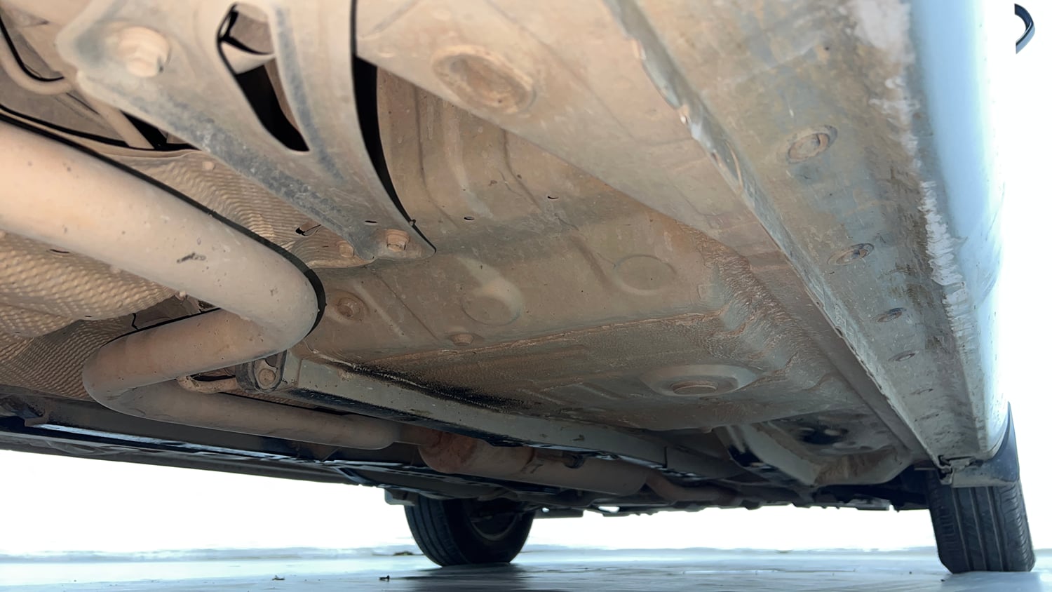 Used 2019 Toyota Yaris G CVT Petrol Automatic extra REAR RIGHT UNDERBODY VIEW