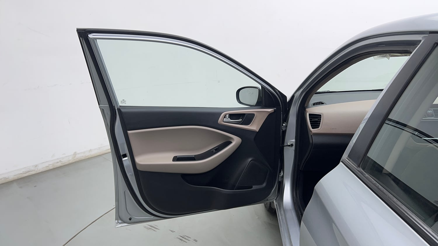 Used 2019 Hyundai Elite i20 Asta 1.2 (O) CVT Petrol Automatic interior LEFT FRONT DOOR OPEN VIEW