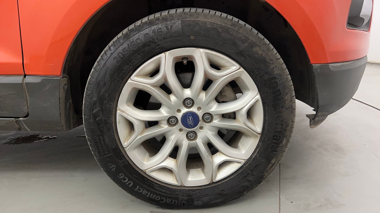 Used 2016 Ford EcoSport Titanium 1.5L Ti-VCT AT Petrol Automatic tyres RIGHT FRONT TYRE RIM VIEW