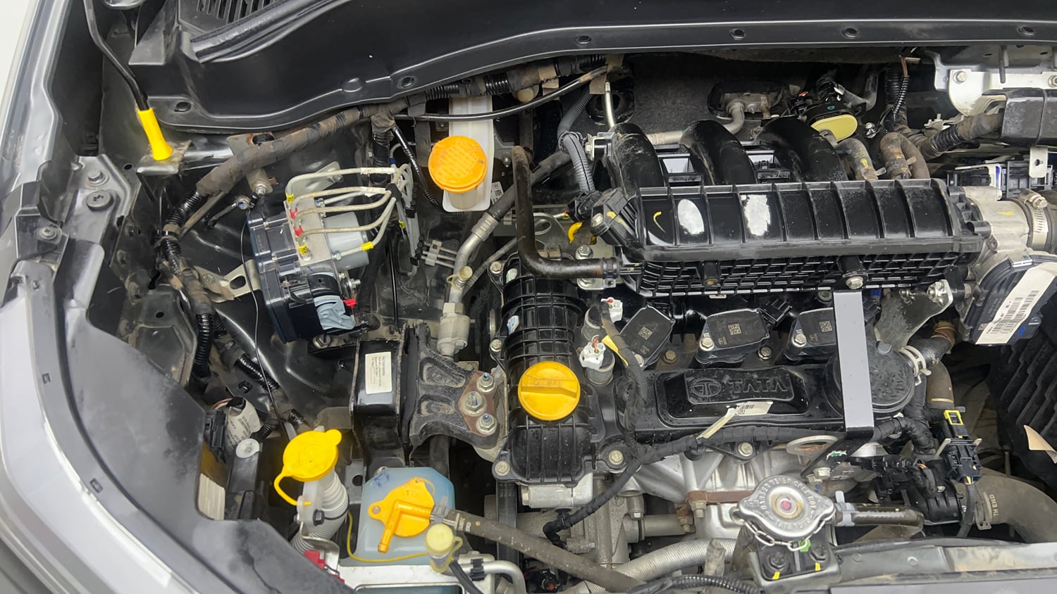Used 2024 Tata Punch Pure MT Petrol Manual engine ENGINE RIGHT SIDE VIEW