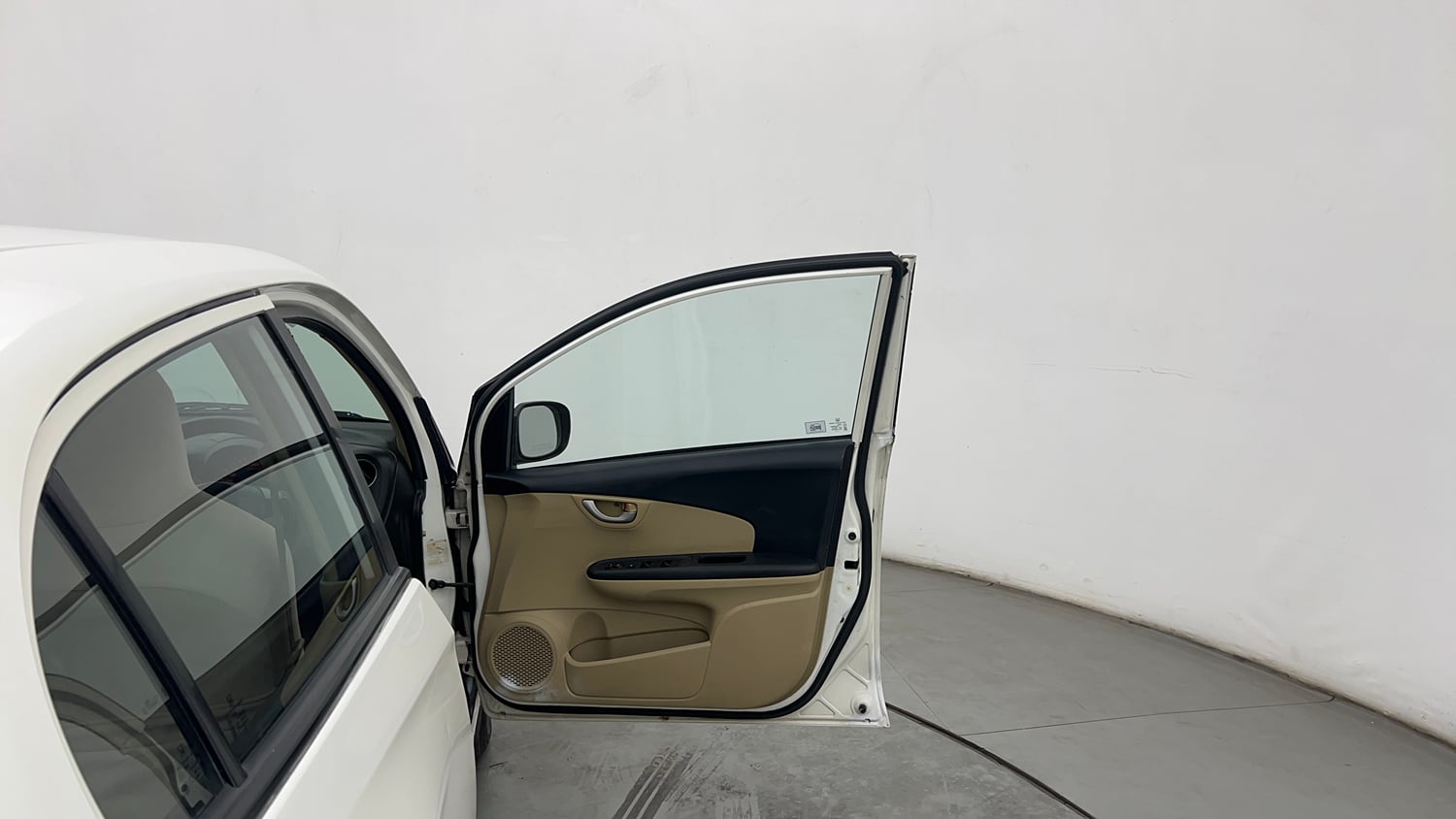 Used 2014 Honda Amaze 1.2 VX AT i-VTEC Petrol Automatic interior RIGHT FRONT DOOR OPEN VIEW