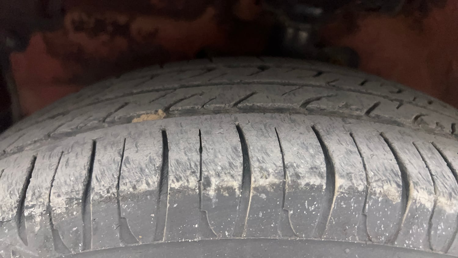 Used 2015 Maruti Suzuki Celerio VXi CNG Cng Manual tyres LEFT FRONT TYRE TREAD VIEW