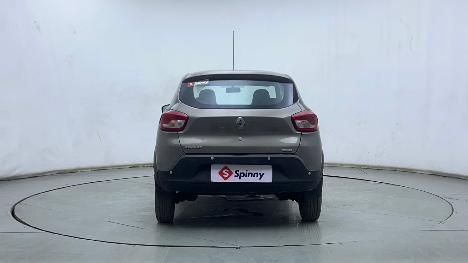 Used 2018 Renault Kwid 1.0 RXT AMT Opt Petrol Automatic exterior BACK VIEW