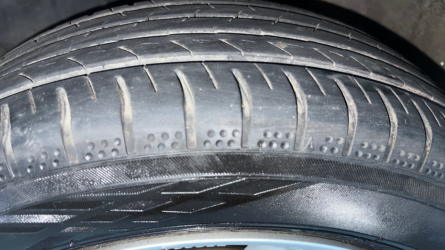 Used 2017 Honda Jazz V AT Petrol Petrol Automatic tyres LEFT FRONT TYRE TREAD VIEW