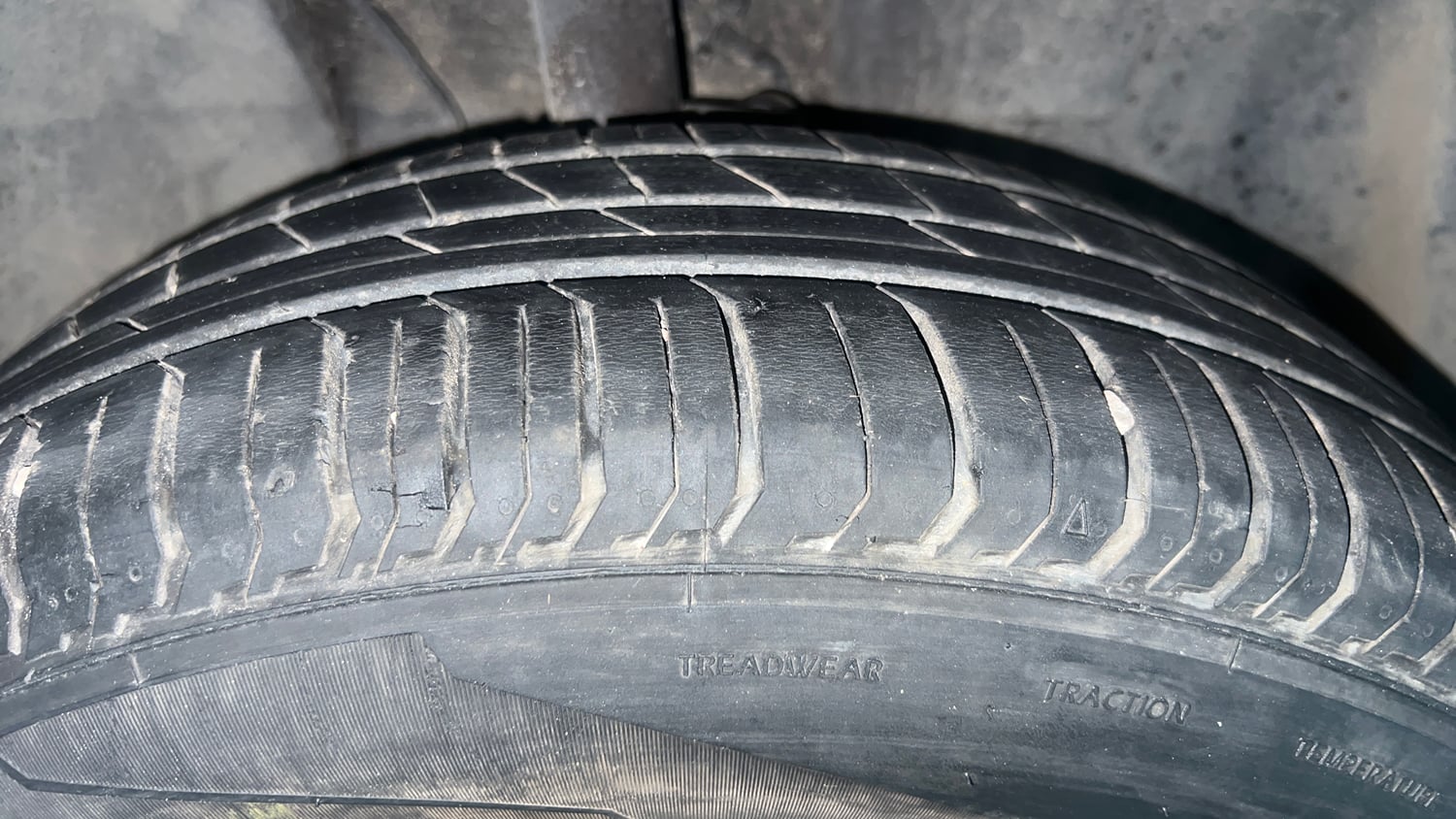 Used 2024 Tata Punch Pure MT Petrol Manual tyres RIGHT FRONT TYRE TREAD VIEW