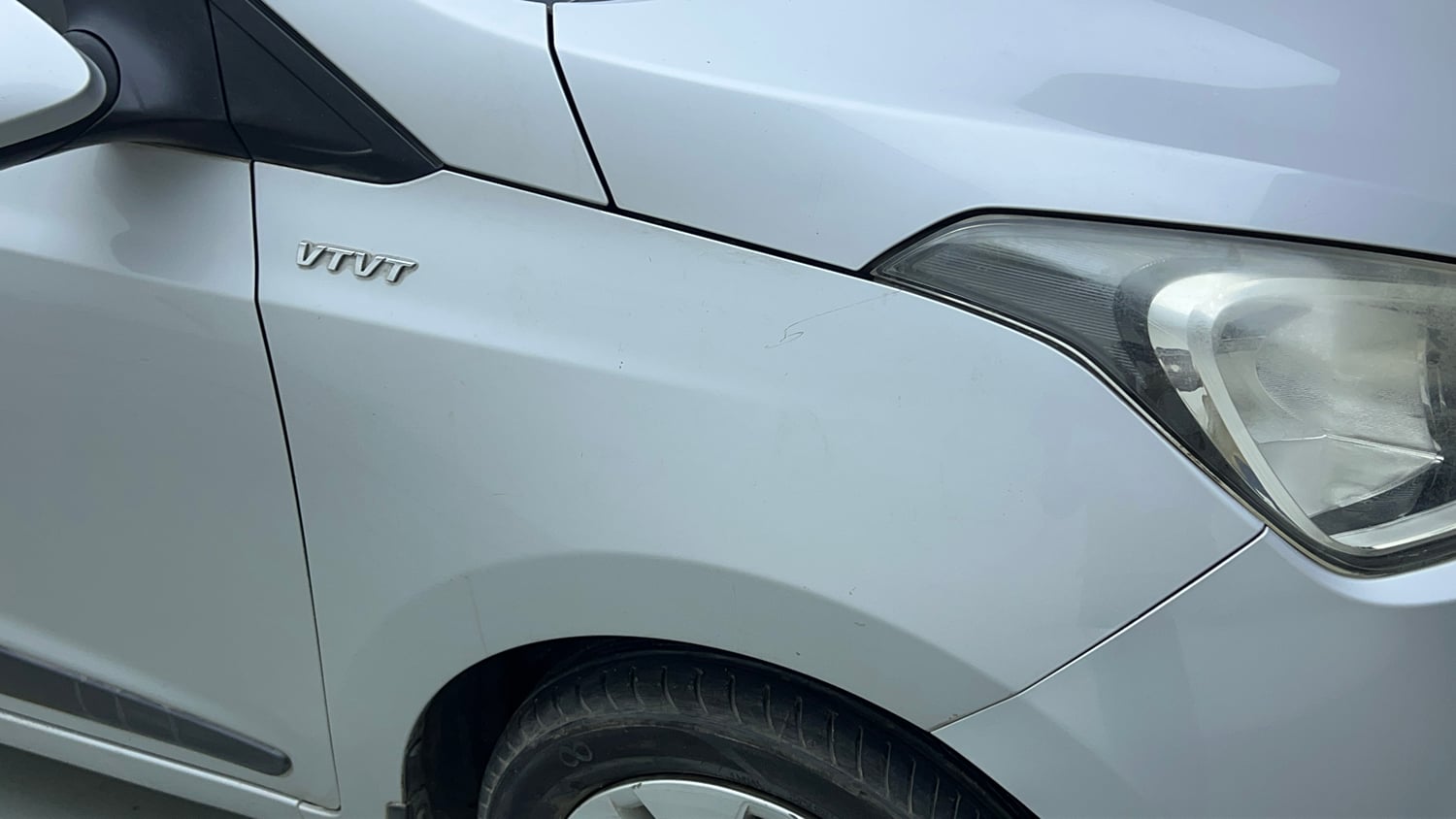 Used 2014 Hyundai Xcent S 1.2 Petrol Manual dents MINOR SCRATCH