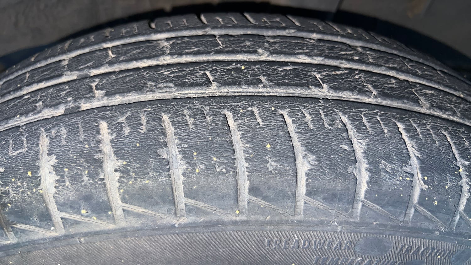 Used 2022 Renault Triber Limited Edition AMT Petrol Automatic tyres LEFT REAR TYRE TREAD VIEW
