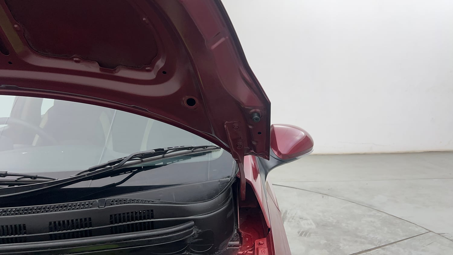Used 2015 Hyundai Grand i10 Sportz 1.2 Kappa VTVT Petrol Manual engine ENGINE LEFT SIDE HINGE & APRON VIEW