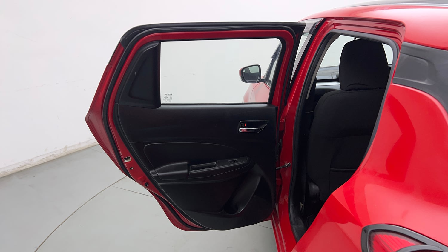 Used 2019 Maruti Suzuki Swift ZXi Petrol Manual interior LEFT REAR DOOR OPEN VIEW