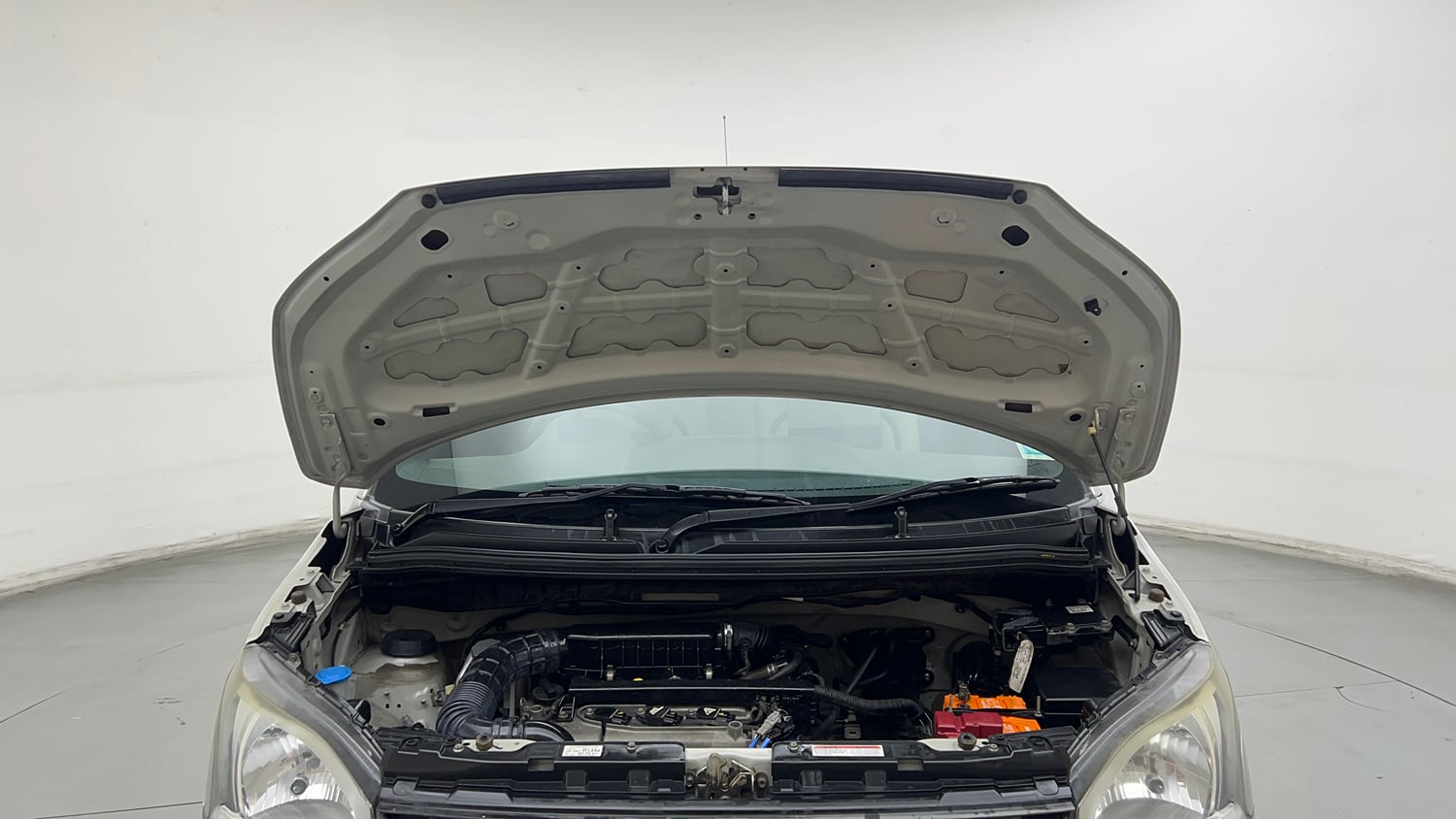 Used 2019 Maruti Suzuki Wagon R LXi 1.0 Petrol Manual engine ENGINE & BONNET OPEN FRONT VIEW