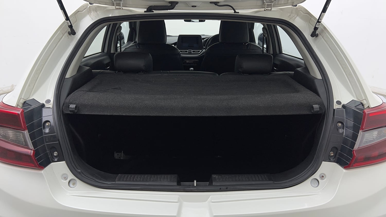Used 2022 Maruti Suzuki Baleno Zeta MT Petrol Manual interior DICKY INSIDE VIEW