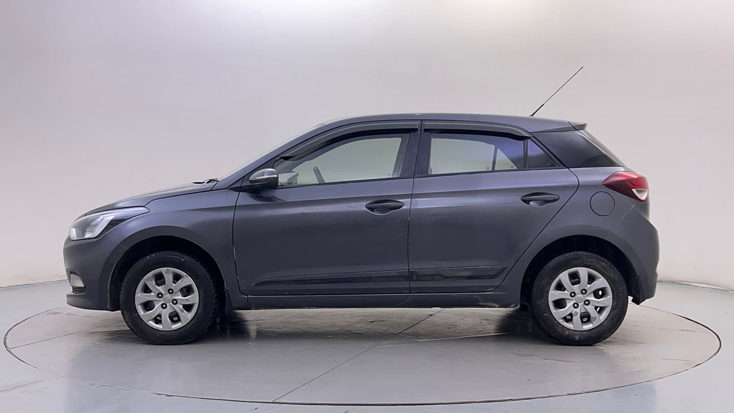 Used 2016 Hyundai Elite i20 Sportz 1.2 Petrol Manual exterior LEFT SIDE VIEW