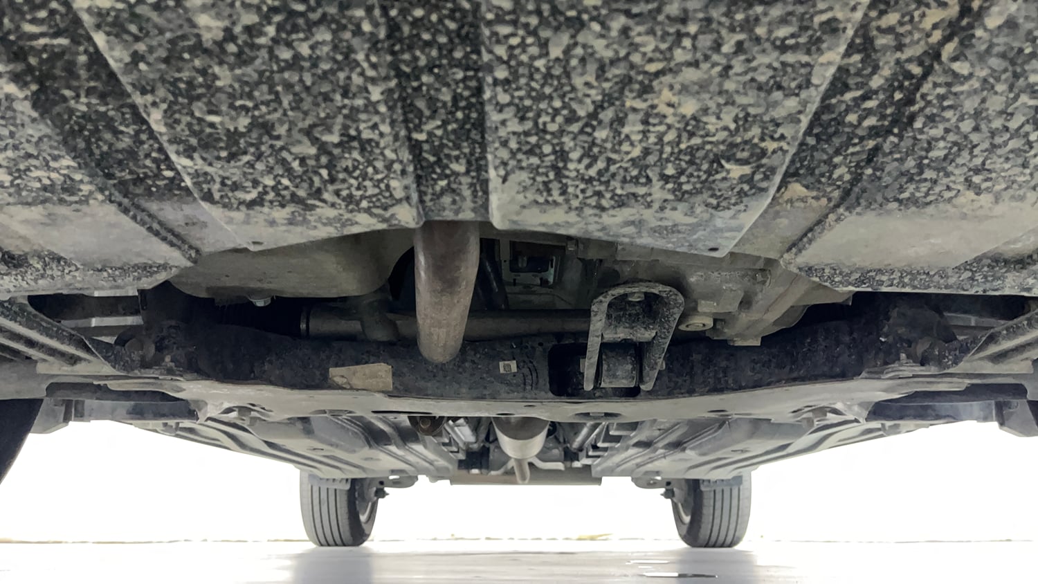 Used 2025 Maruti Suzuki Brezza ZXi AT Petrol Automatic extra FRONT LEFT UNDERBODY VIEW