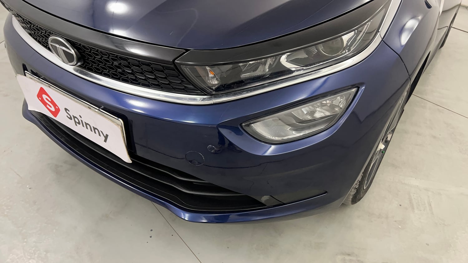 Used 2022 Tata Altroz XZA Petrol Petrol Automatic dents MINOR SCRATCH