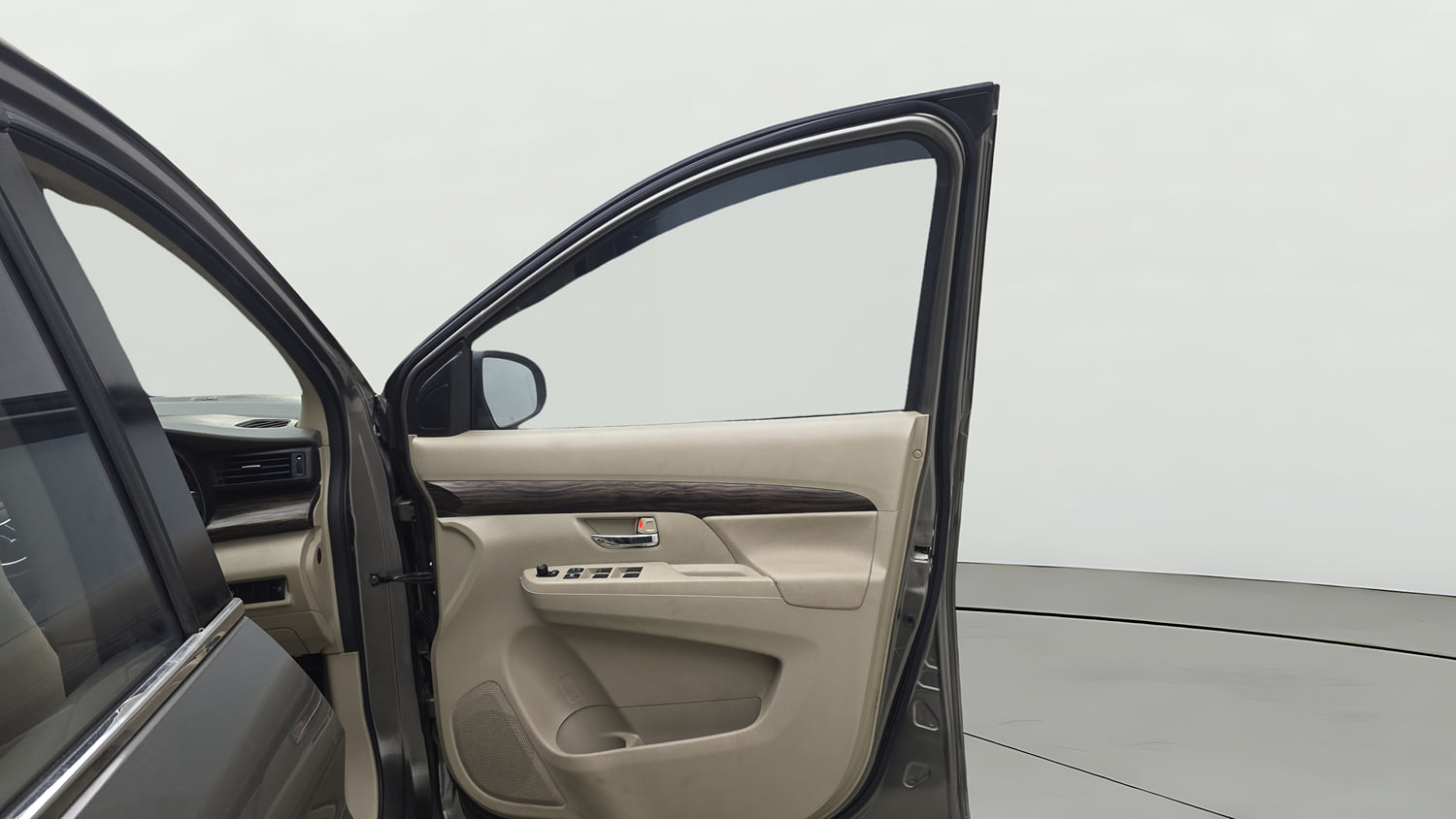 Used 2020 Maruti Suzuki New Ertiga ZXi Petrol Manual interior RIGHT FRONT DOOR OPEN VIEW