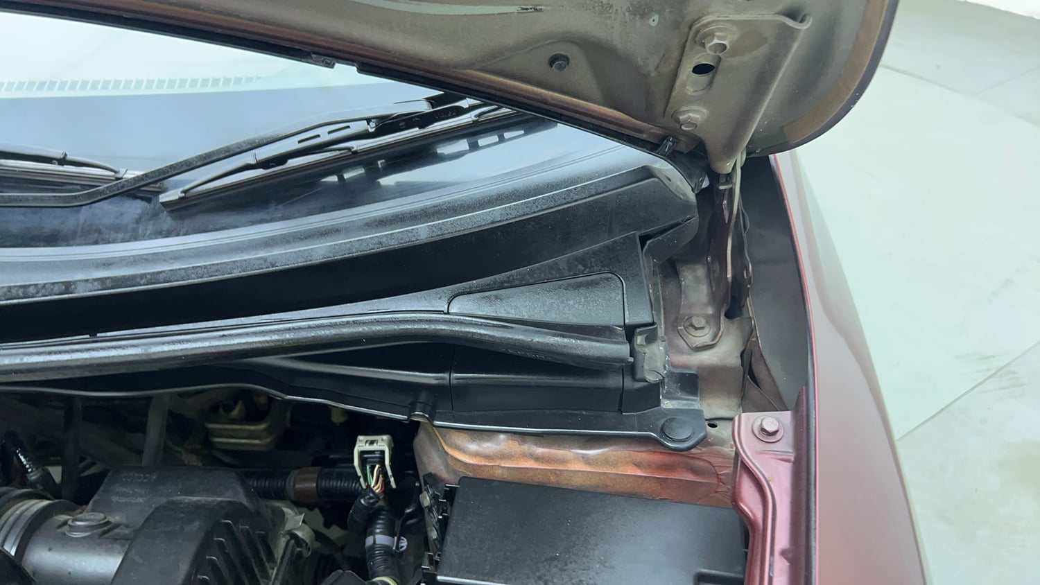 Used 2016 Honda Jazz SV Petrol Petrol Manual engine ENGINE LEFT SIDE HINGE & APRON VIEW