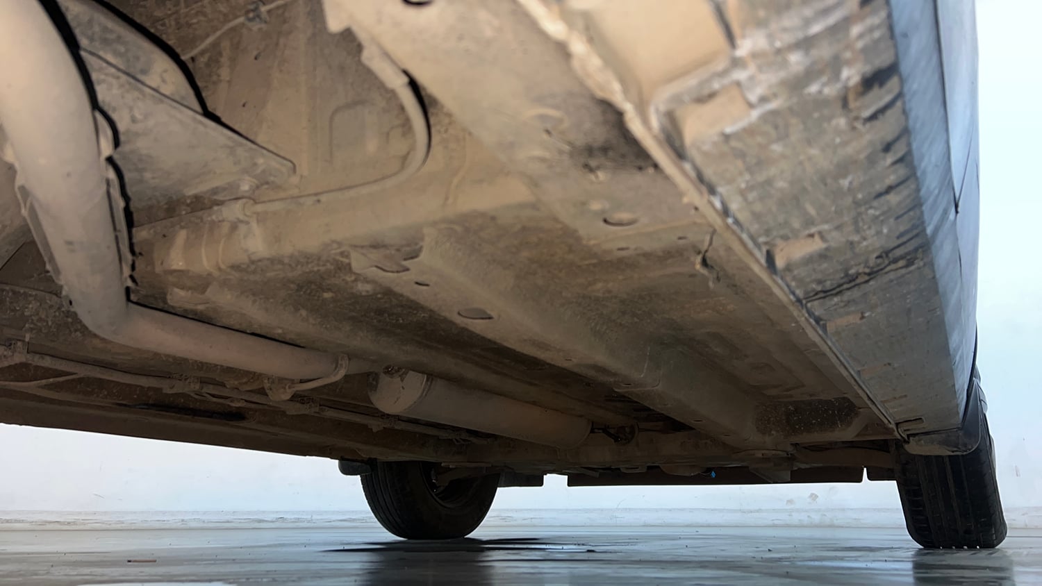 Used 2023 Tata Punch Accomplished AMT Petrol Automatic extra REAR RIGHT UNDERBODY VIEW