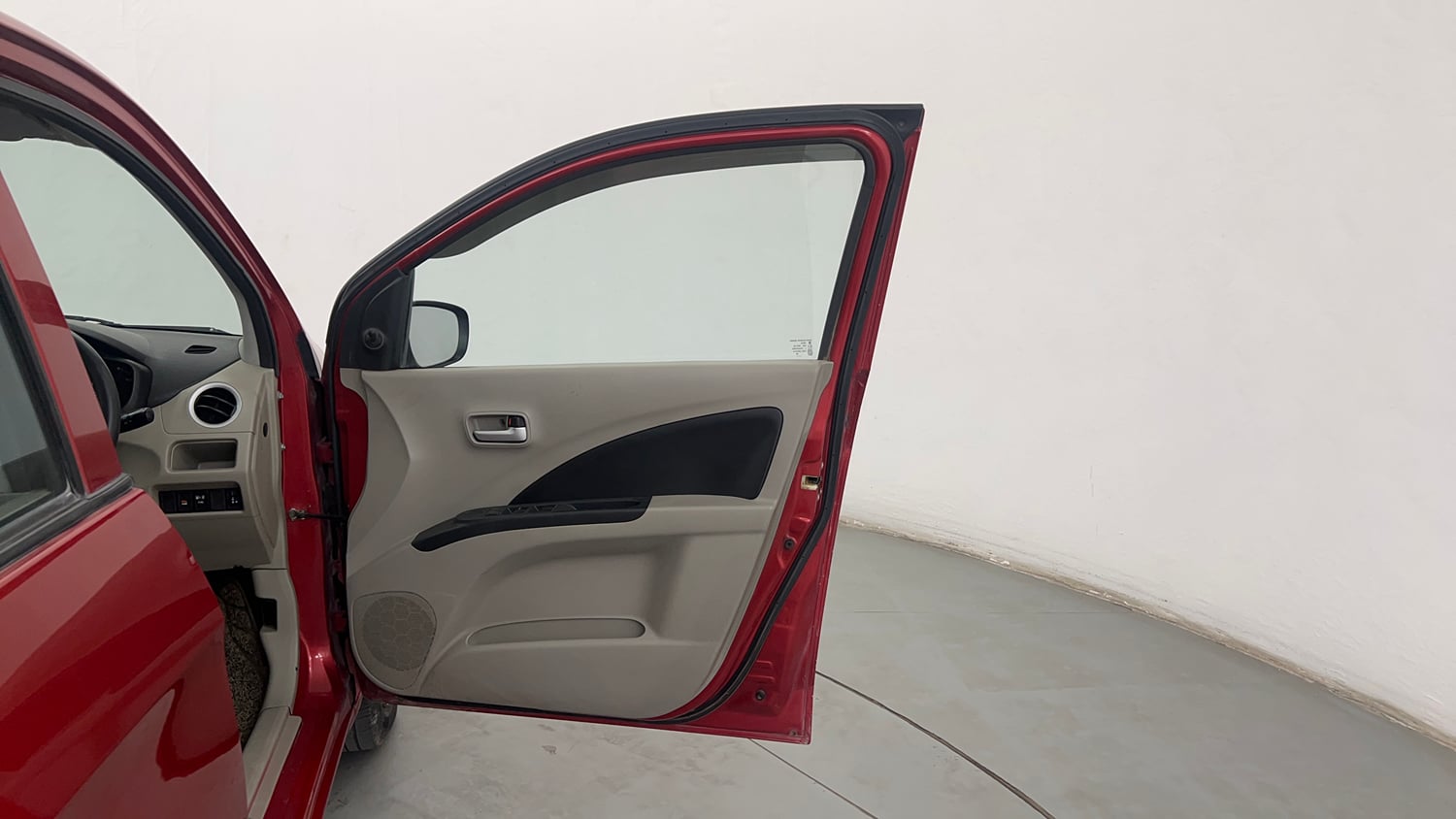 Used 2015 Maruti Suzuki Celerio VXi CNG Cng Manual interior RIGHT FRONT DOOR OPEN VIEW