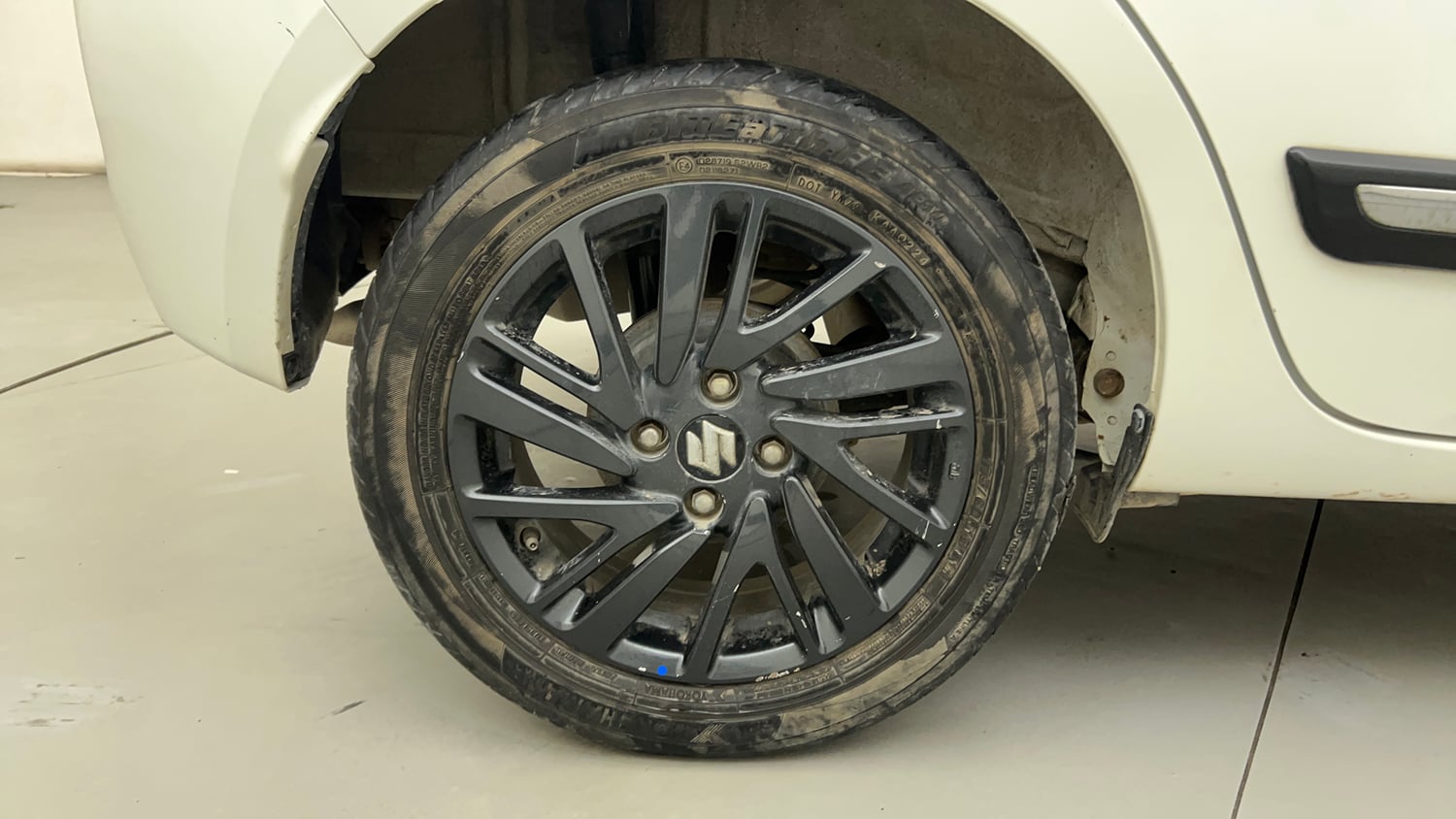 Used 2024 Maruti Suzuki Celerio ZXi Plus Petrol Manual tyres RIGHT REAR TYRE RIM VIEW