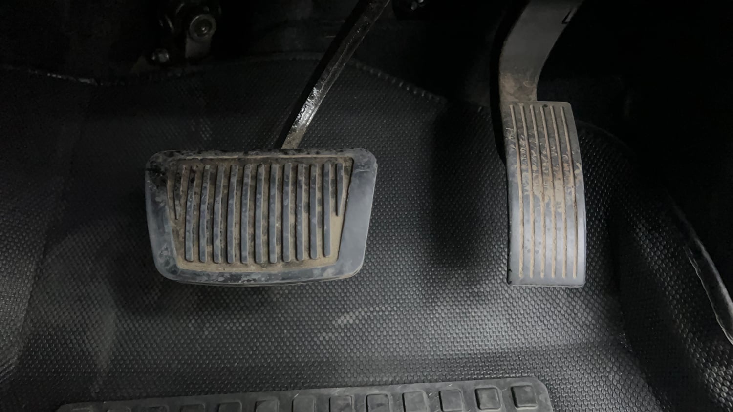 Used 2015 Hyundai Grand i10 Asta AT 1.2 Kappa VTVT Petrol Automatic interior PEDALS VIEW