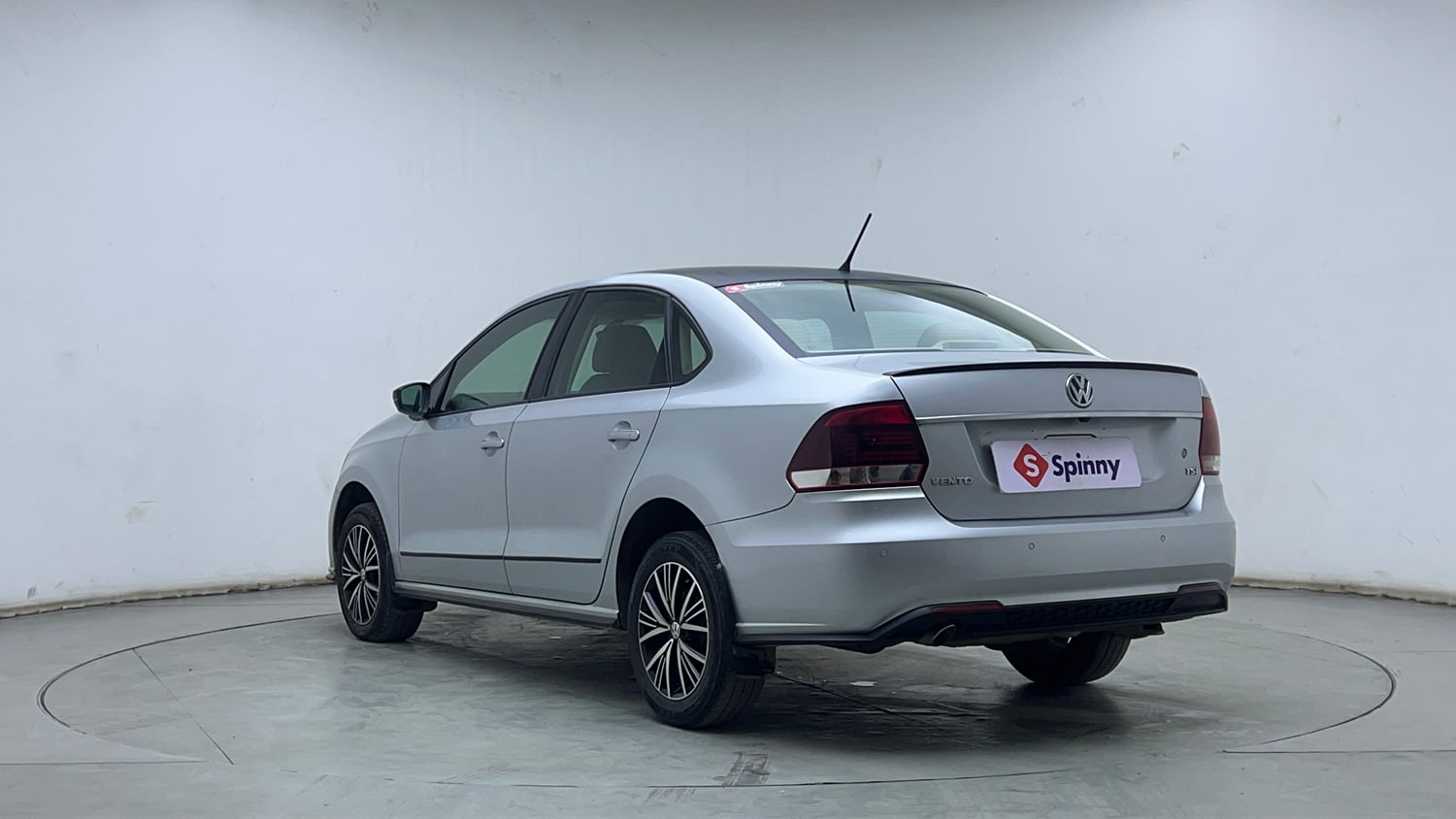 Used 2022 Volkswagen Vento Highline 1.0L TSI Petrol Manual exterior LEFT REAR CORNER VIEW