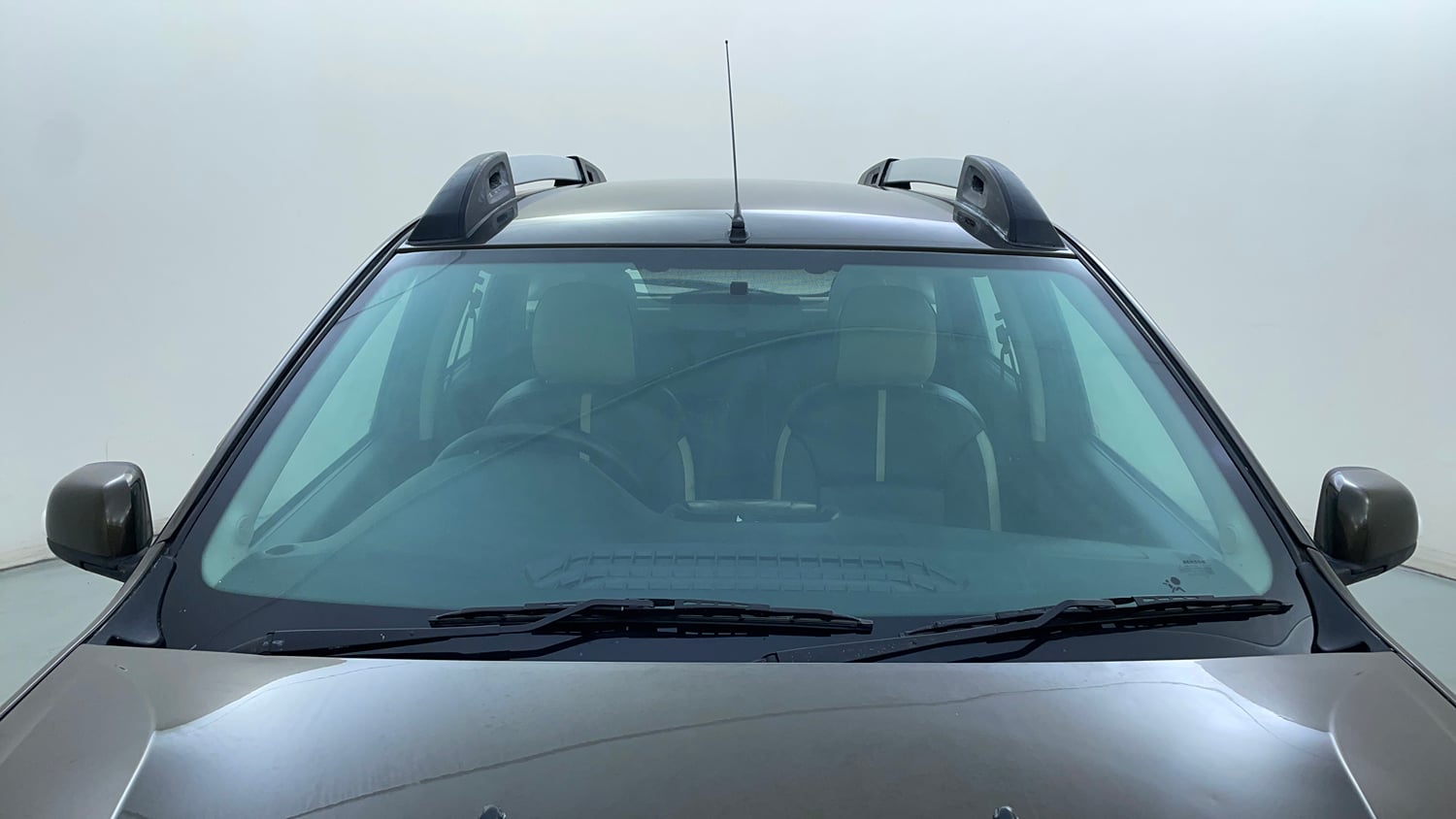Used 2021 Renault Duster RXZ 1.5 Petrol MT Petrol Manual exterior FRONT WINDSHIELD VIEW