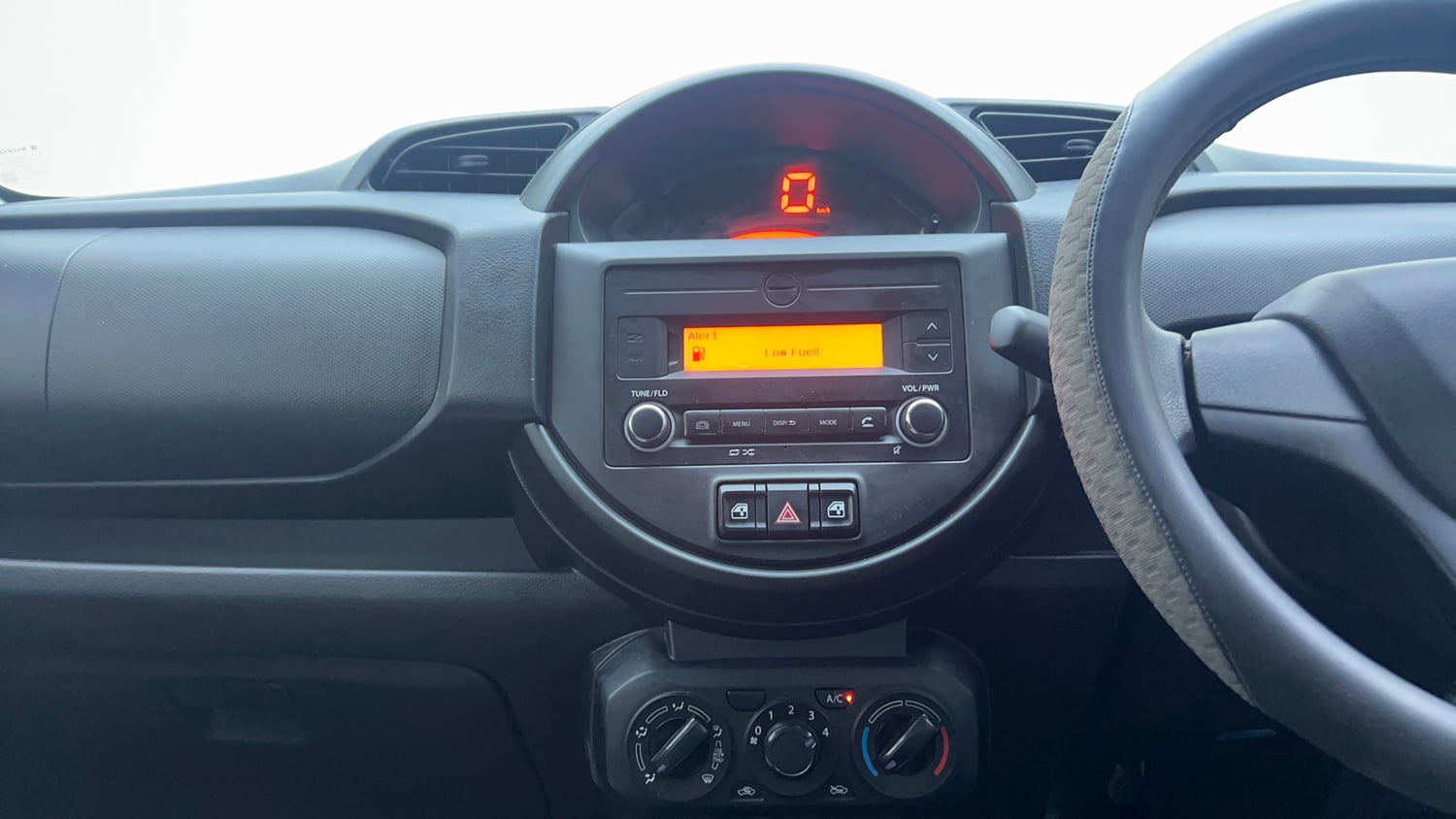 Used 2021 Maruti Suzuki S-Presso VXi AMT Petrol Automatic interior MUSIC SYSTEM & AC CONTROL VIEW