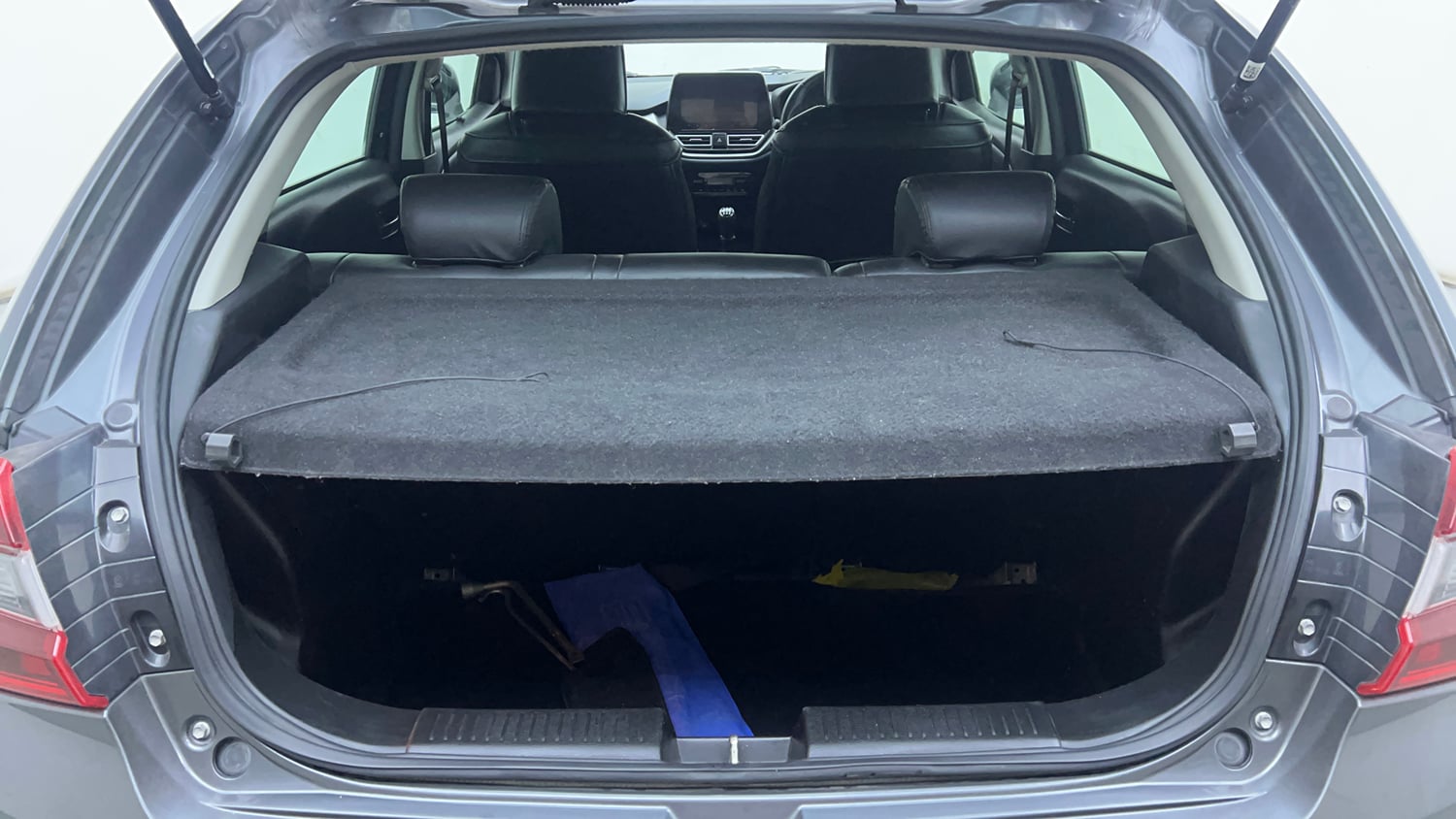 Used 2022 Maruti Suzuki Baleno Alpha MT Petrol Manual interior DICKY INSIDE VIEW