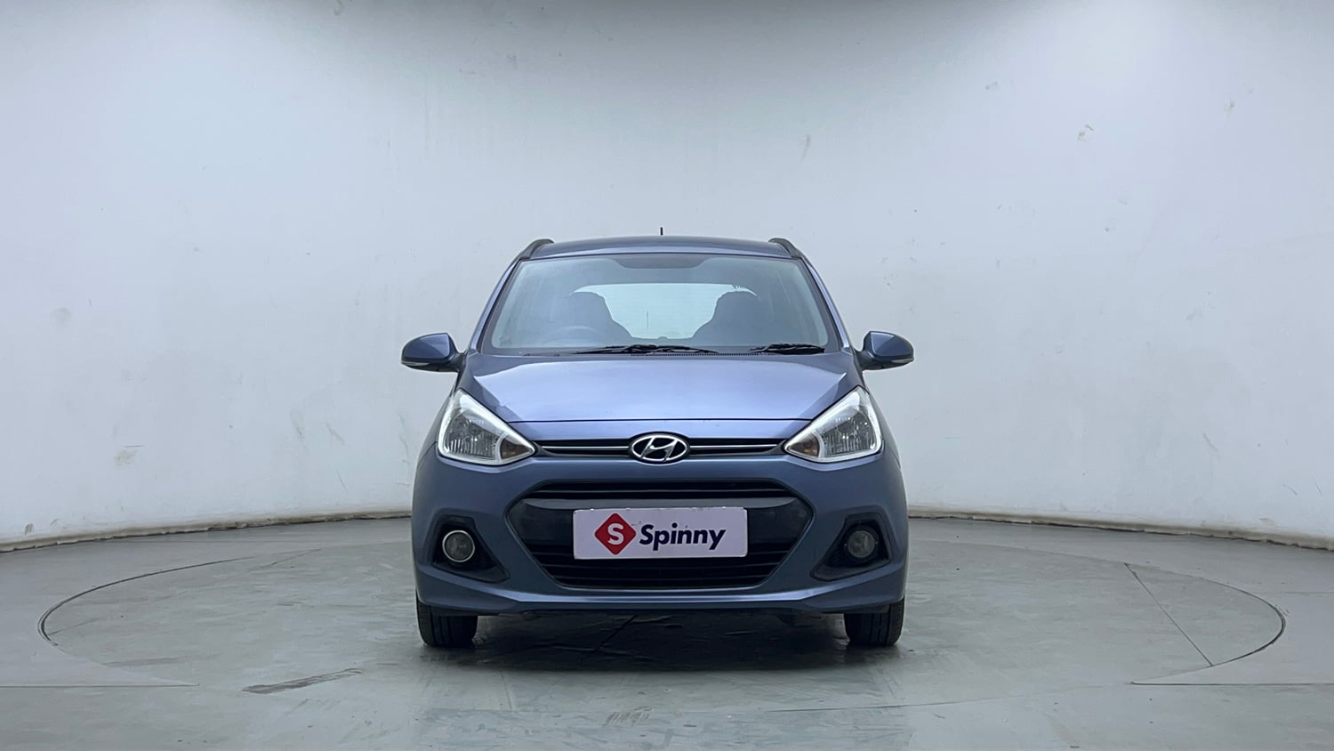 Used 2016 Hyundai Grand i10 Sportz 1.1 CRDi Diesel Manual exterior FRONT VIEW