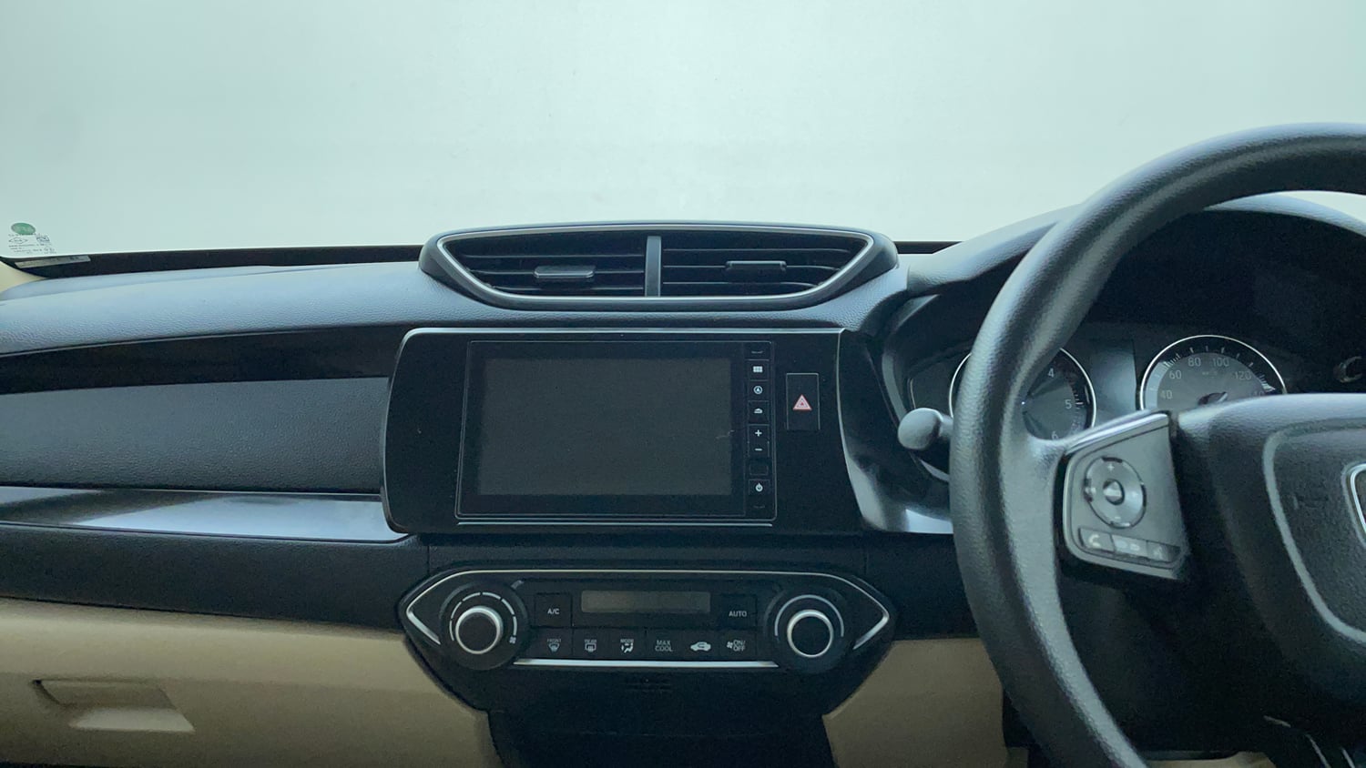 Used 2019 Honda Amaze 1.5 VX CVT Diesel Diesel Automatic interior MUSIC SYSTEM & AC CONTROL VIEW