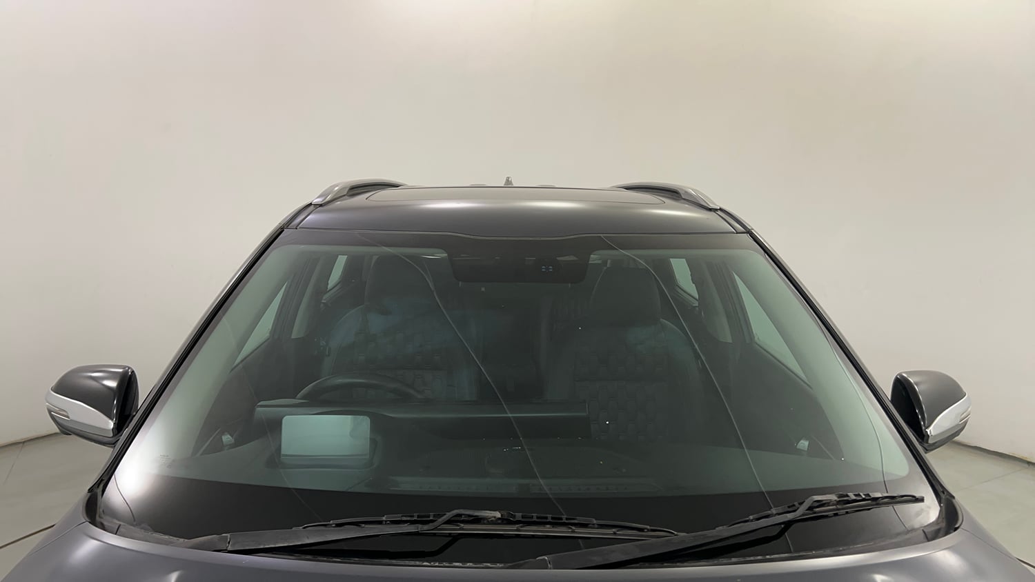 Used 2022 Kia Seltos X Line 1.4 DCT Petrol Automatic exterior FRONT WINDSHIELD VIEW