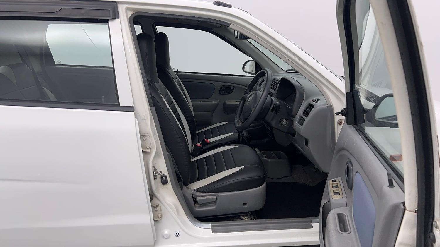 Used 2013 Maruti Suzuki Alto K10 VXi Petrol Manual interior RIGHT SIDE FRONT DOOR CABIN VIEW