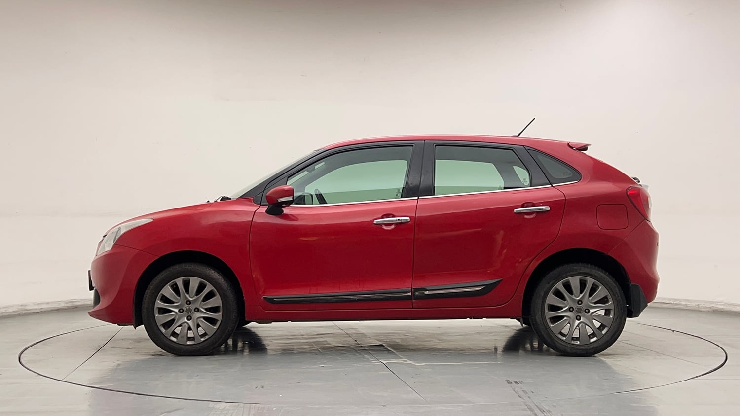 Used 2016 Maruti Suzuki Baleno Zeta 1.2 Petrol Manual exterior LEFT SIDE VIEW