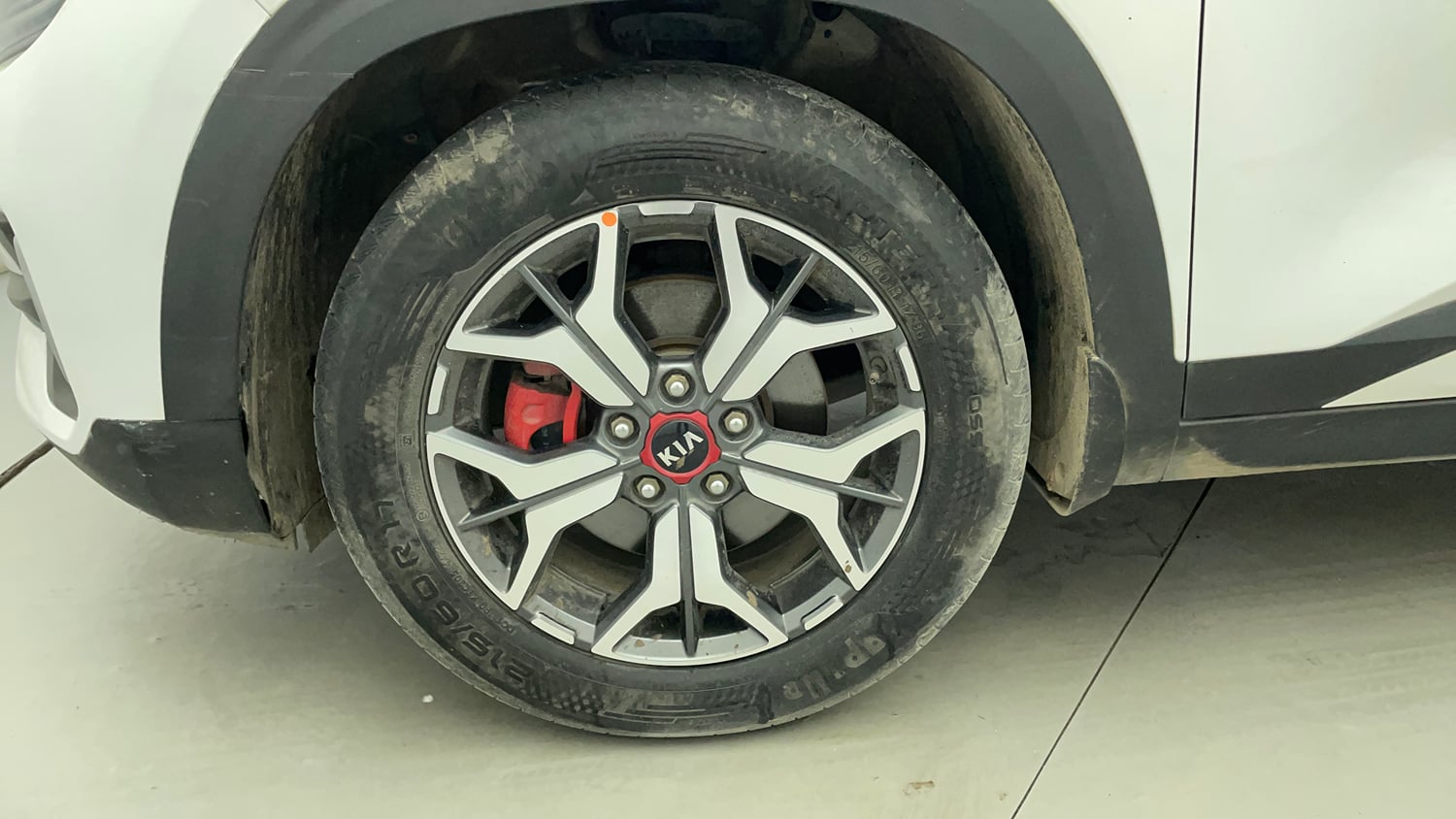 Used 2019 Kia Seltos GTX Plus 1.4 Petrol Manual tyres LEFT FRONT TYRE RIM VIEW