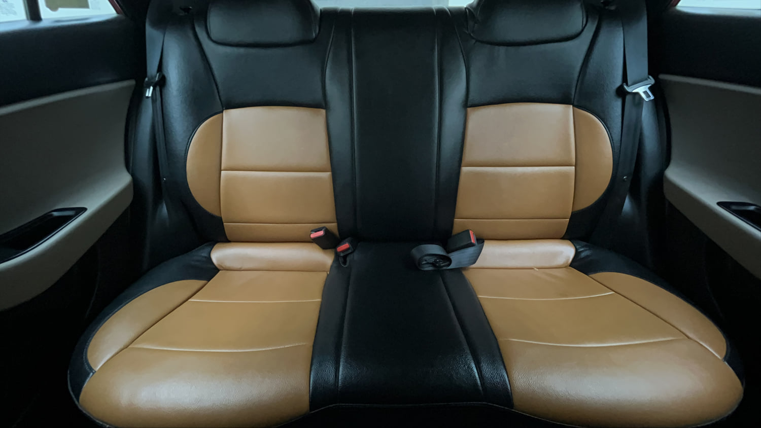 Used 2017 Hyundai Elite i20 Sportz 1.2 Petrol Manual interior REAR SEAT CONDITION VIEW