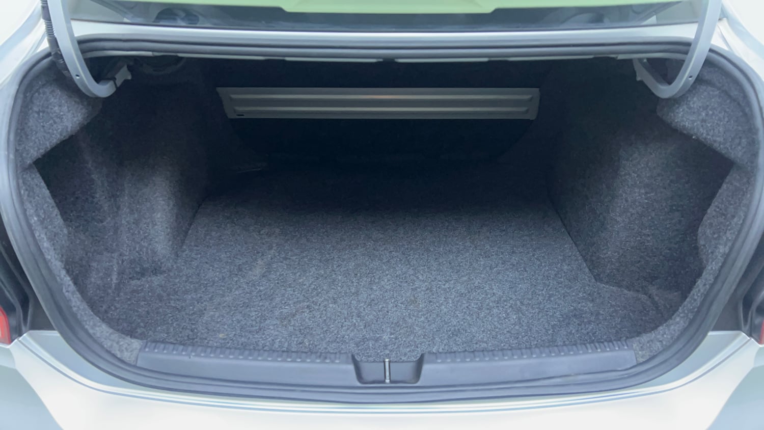 Used 2022 Volkswagen Vento Highline 1.0L TSI Petrol Manual interior DICKY INSIDE VIEW