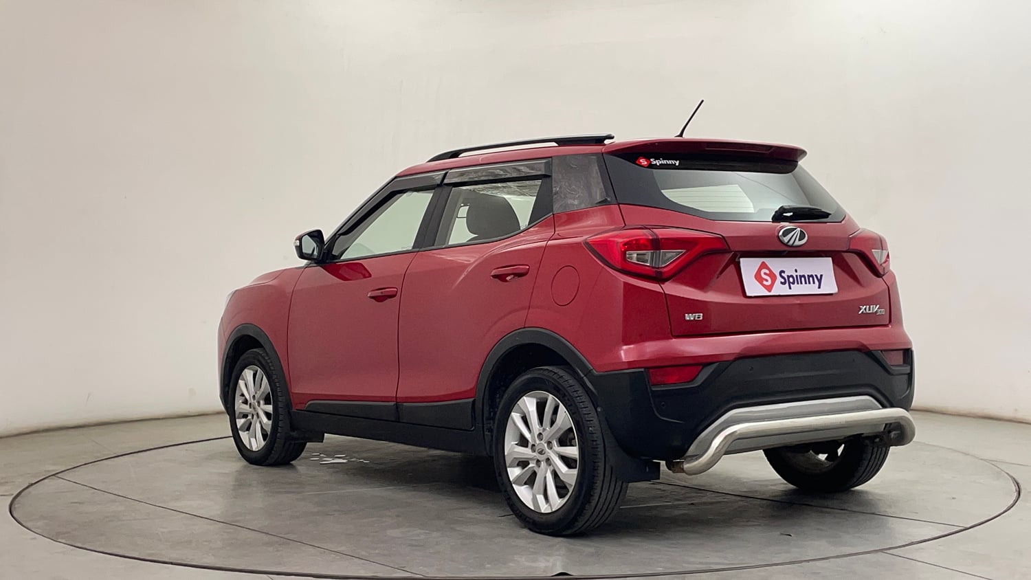 Used 2021 Mahindra XUV 300 W8 1.2 Petrol Petrol Manual exterior LEFT REAR CORNER VIEW