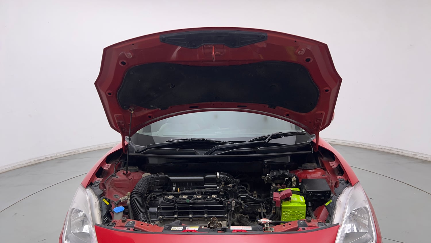 Used 2019 Maruti Suzuki Swift ZXi Petrol Manual engine ENGINE & BONNET OPEN FRONT VIEW