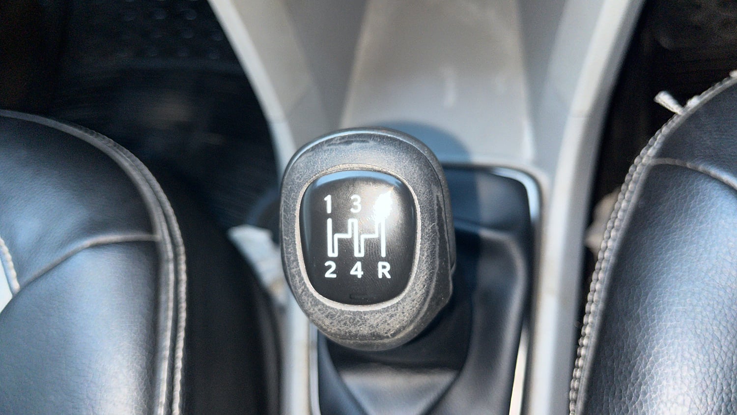 Used 2023 Tata Tigor XZ Plus Petrol Manual interior GEAR  KNOB VIEW