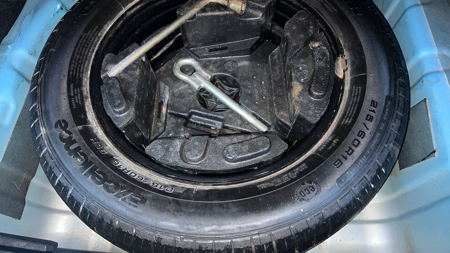 Used 2019 Tata Nexon XMA Petrol Petrol Automatic tyres SPARE TYRE VIEW