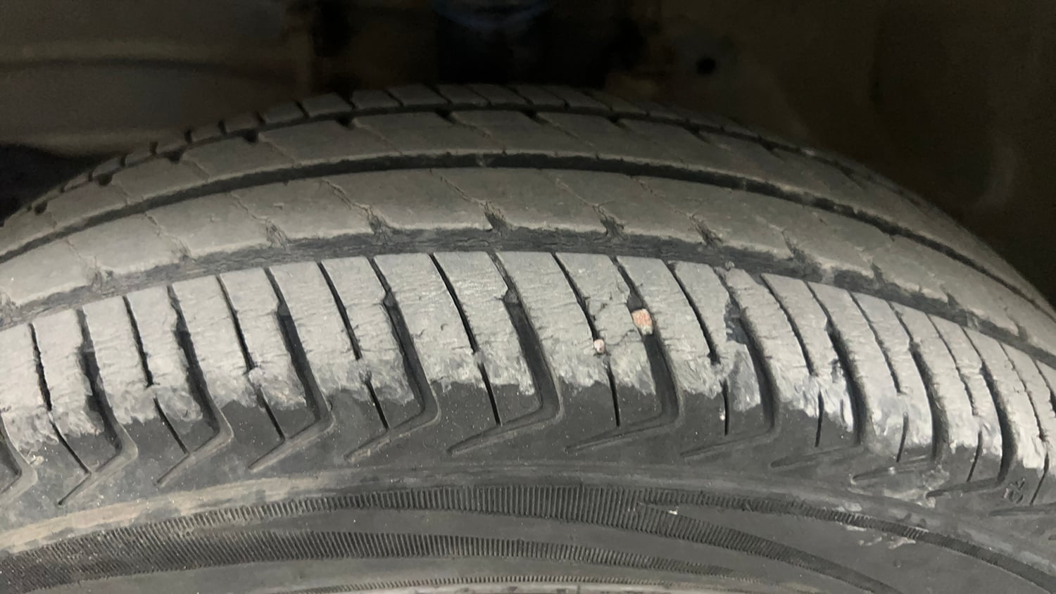 Used 2023 Maruti Suzuki Alto K10 VXi Petrol Manual tyres LEFT FRONT TYRE TREAD VIEW