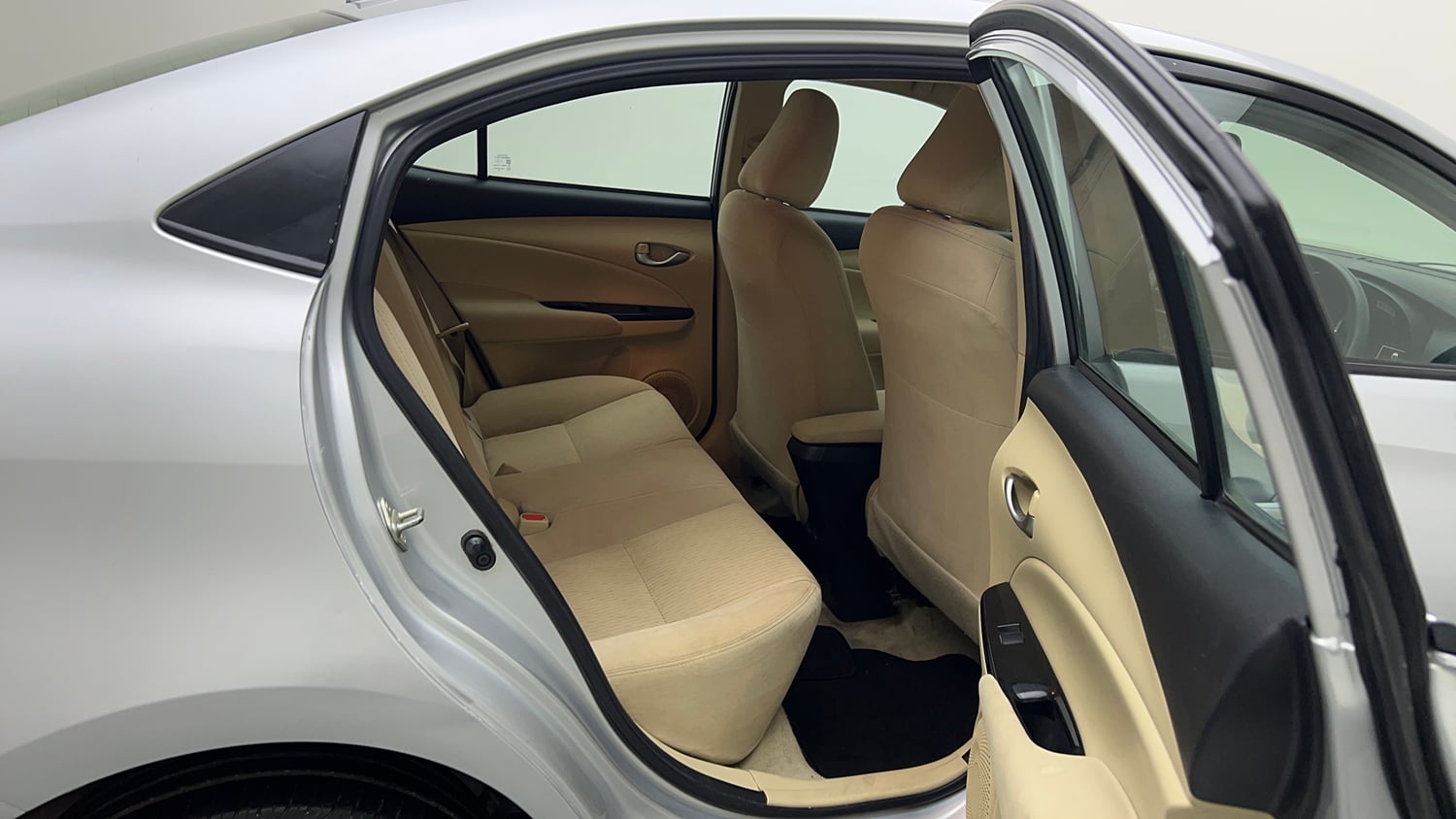 Used 2019 Toyota Yaris G CVT Petrol Automatic interior RIGHT SIDE REAR DOOR CABIN VIEW