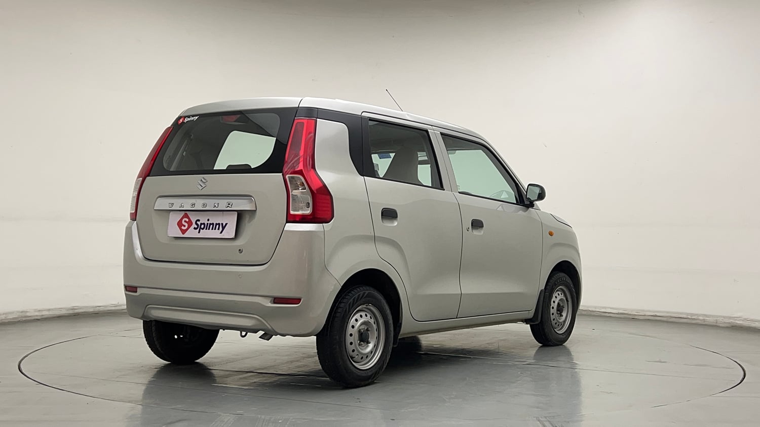 Used 2019 Maruti Suzuki Wagon R LXi 1.0 Petrol Manual exterior RIGHT REAR CORNER VIEW