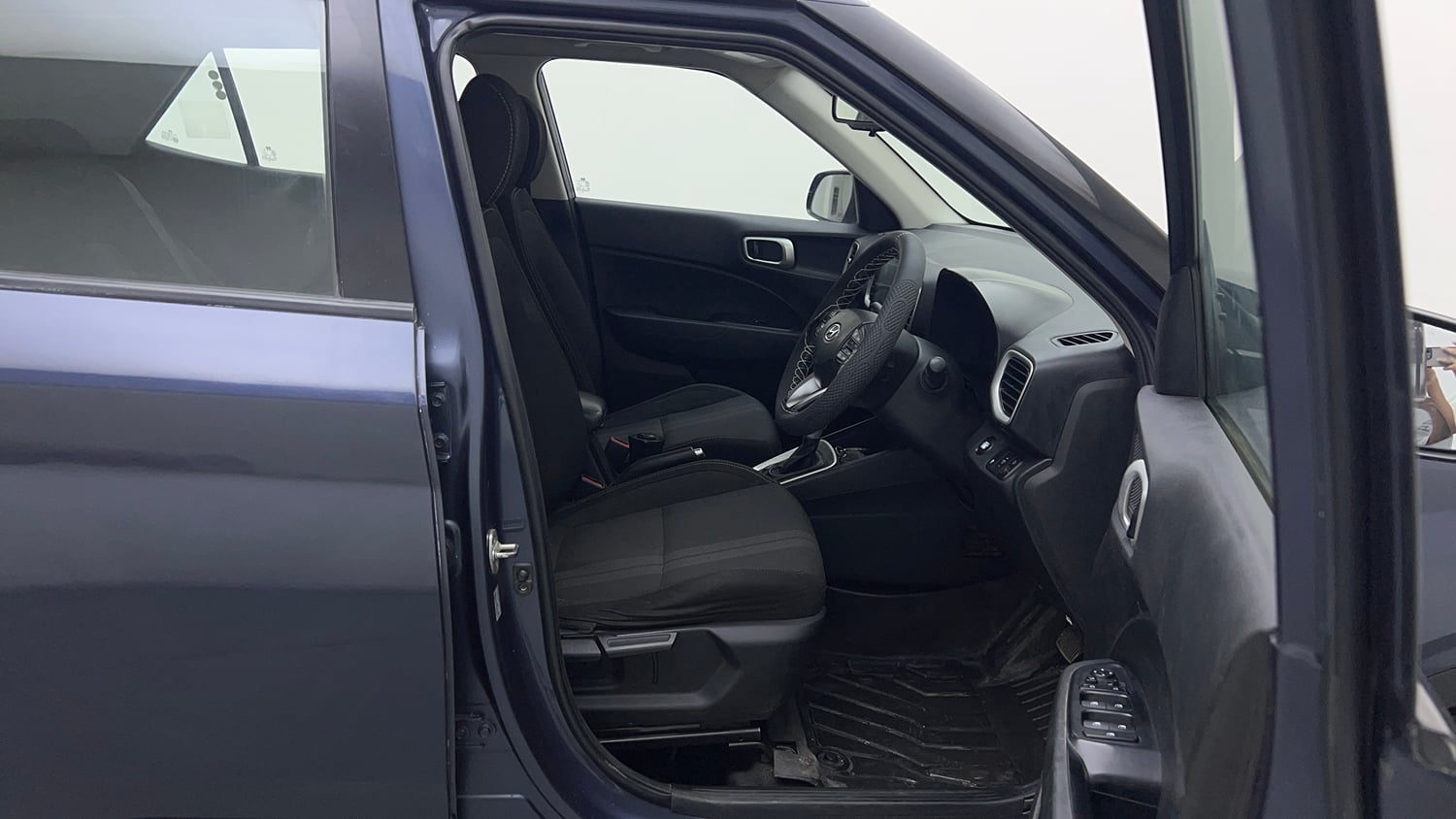 Used 2019 Hyundai Venue SX Plus 1.0 Turbo DCT Petrol Automatic interior RIGHT SIDE FRONT DOOR CABIN VIEW