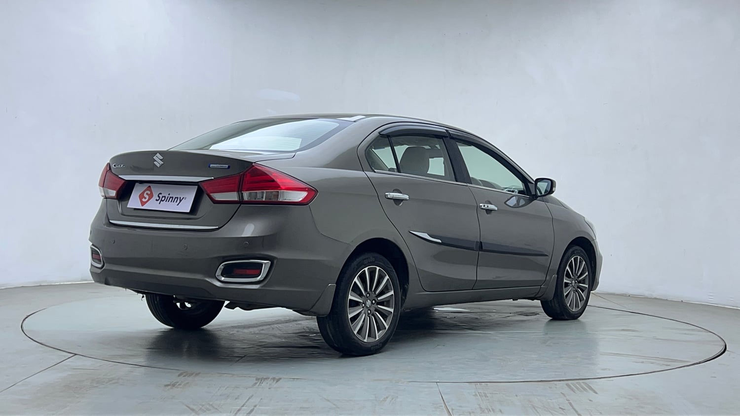 Used 2020 Maruti Suzuki Ciaz Alpha 1.5 AT Petrol Automatic exterior RIGHT REAR CORNER VIEW
