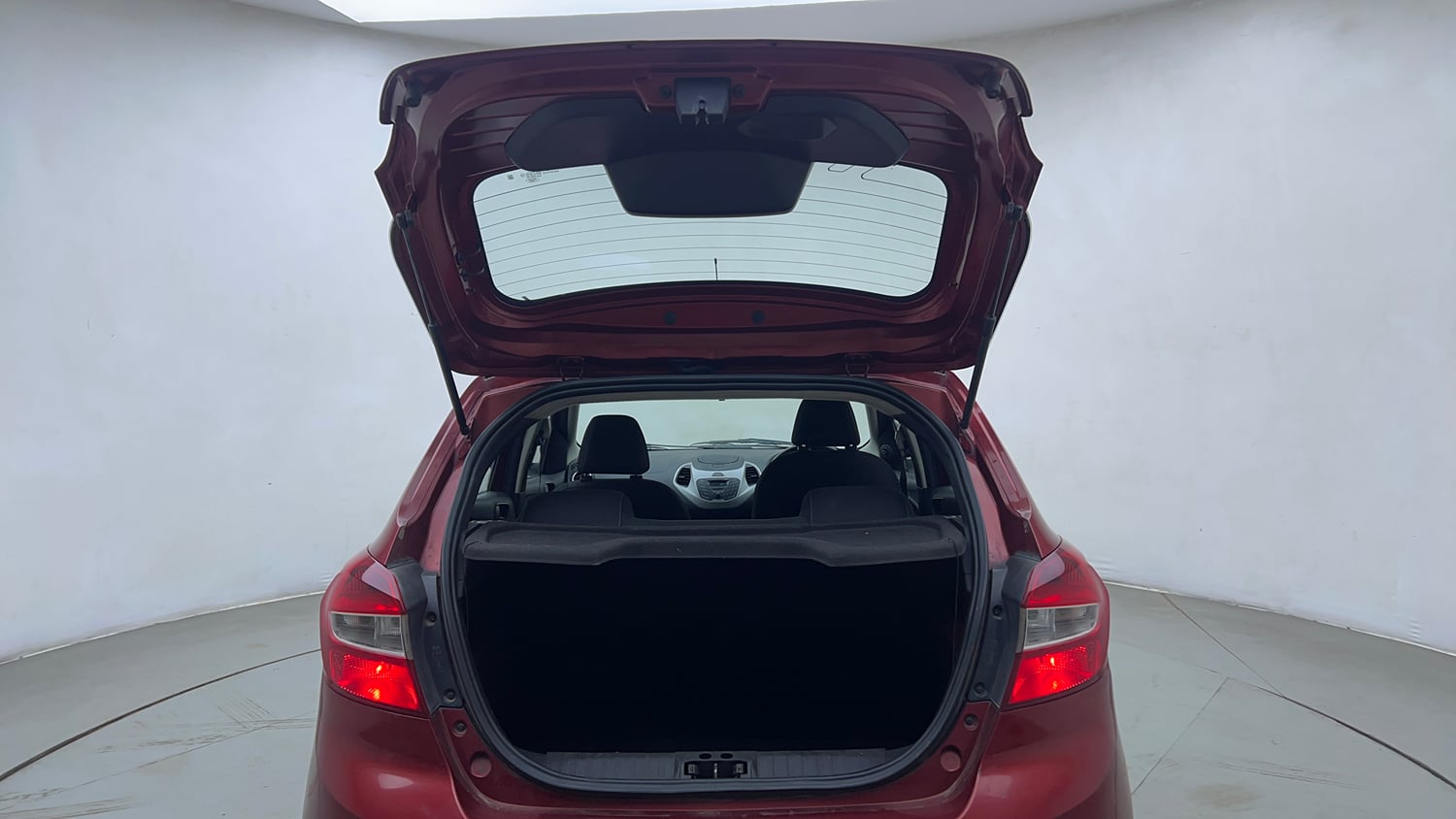 Used 2016 Ford Figo Titanium1.5 TDCi Diesel Manual interior DICKY DOOR OPEN VIEW