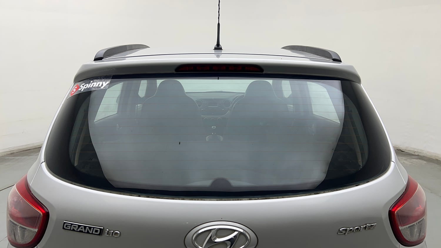 Used 2016 Hyundai Grand i10 Sportz 1.2 Kappa VTVT Petrol Manual exterior BACK WINDSHIELD VIEW